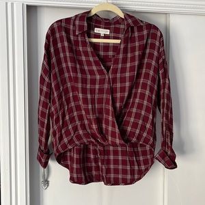 Long sleeve high/low blouse